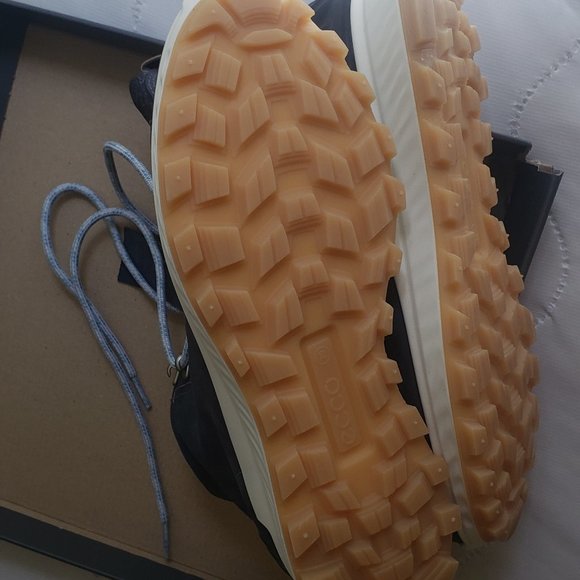 ExoStrike Women Boots (YAK LEATHER & WATERPROOF)(BRAND NEW, NIB) - Picture 7 of 8